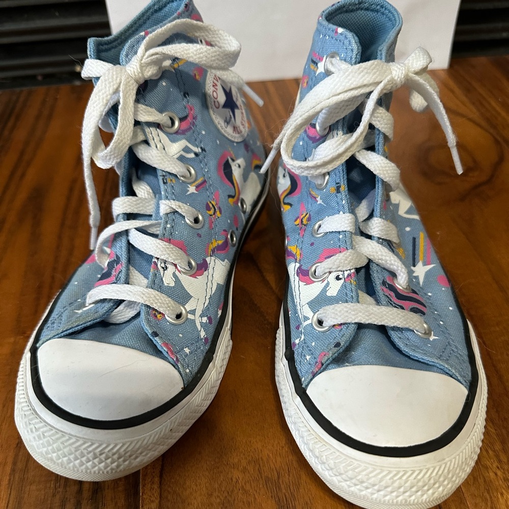 Converse Chuck Taylor All Star Sneaker
Blue and Pink Unicorn Kids